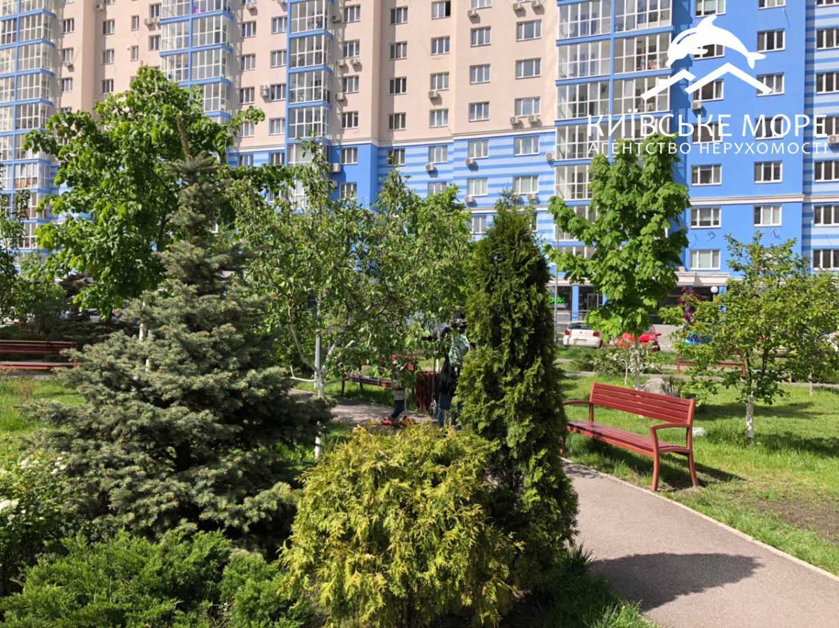 Продаж 1-кімнатної квартири 48 м², Воскресенська вул., 18А