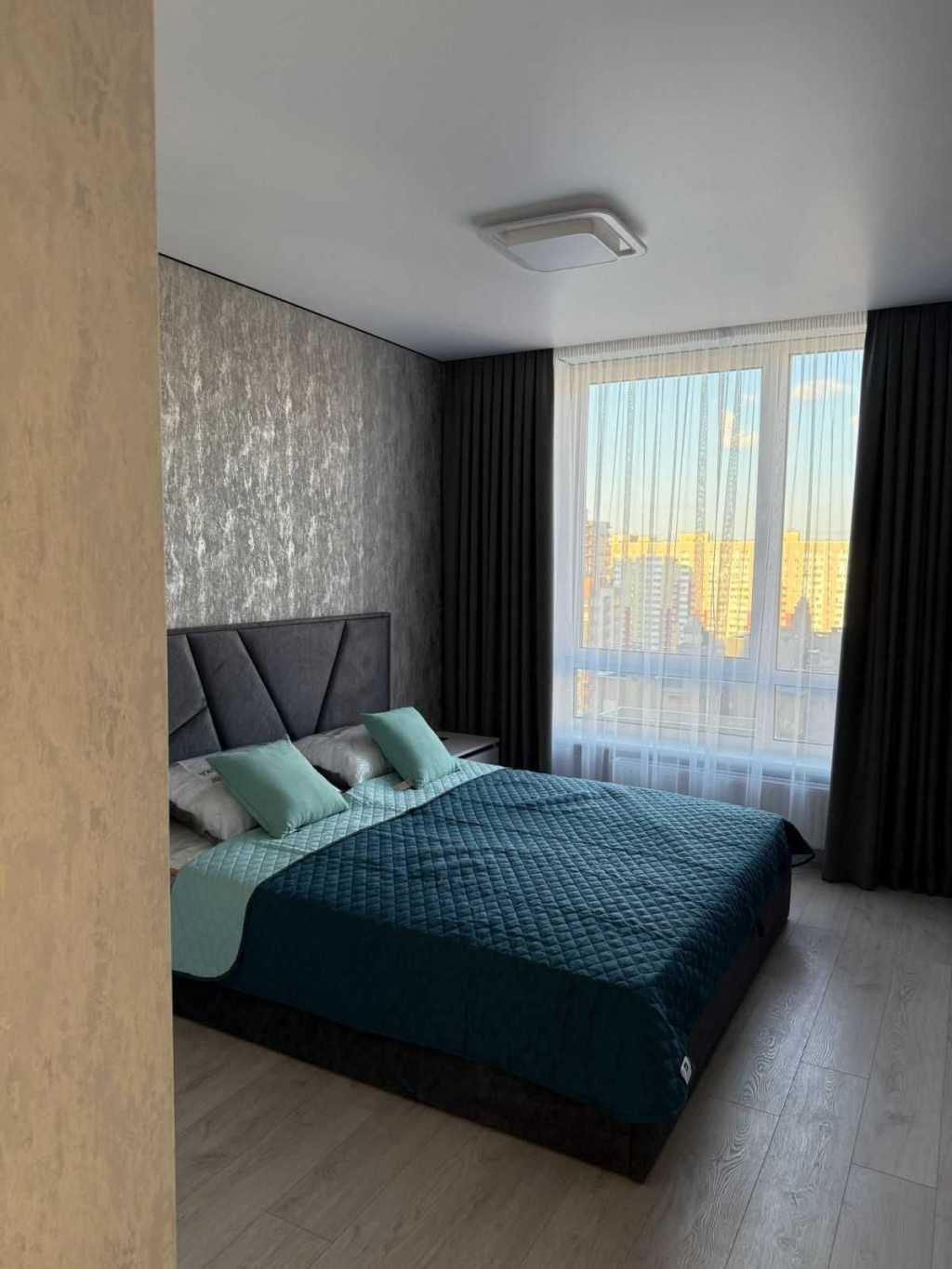 Продаж 1-кімнатної квартири 44 м², Олександра Олеся вул., 9а