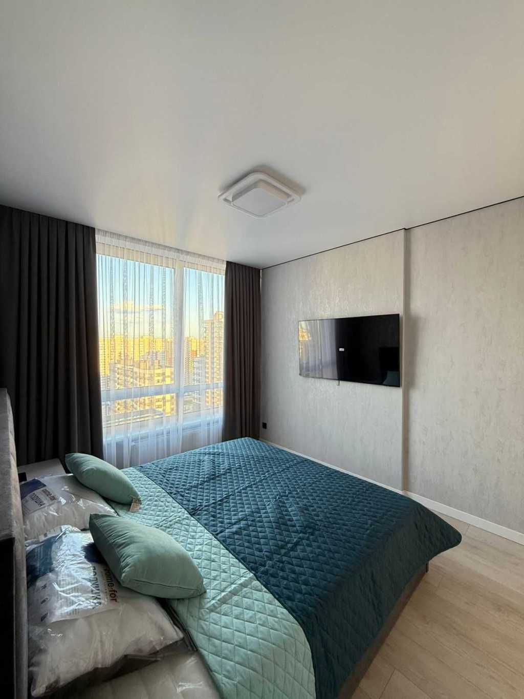 Продаж 1-кімнатної квартири 44 м², Олександра Олеся вул., 9а