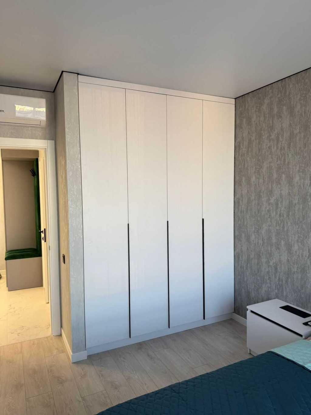 Продаж 1-кімнатної квартири 44 м², Олександра Олеся вул., 9а