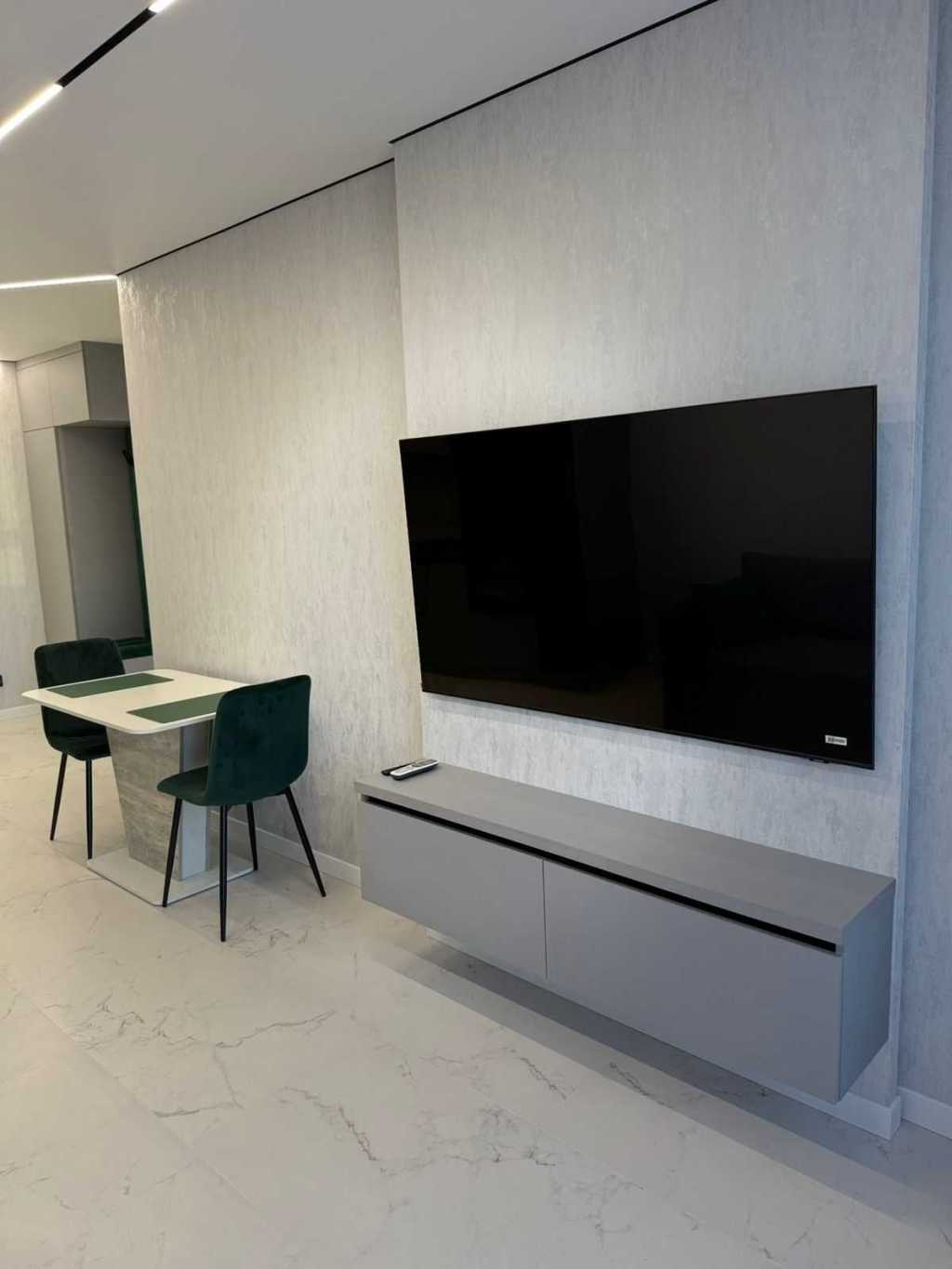 Продаж 1-кімнатної квартири 44 м², Олександра Олеся вул., 9а