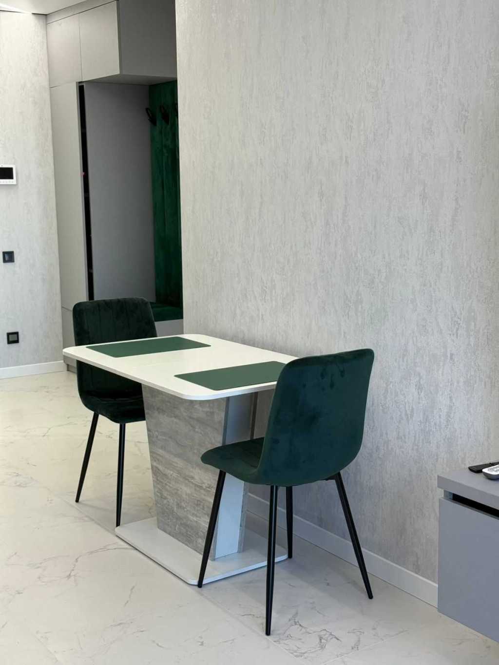 Продаж 1-кімнатної квартири 44 м², Олександра Олеся вул., 9а