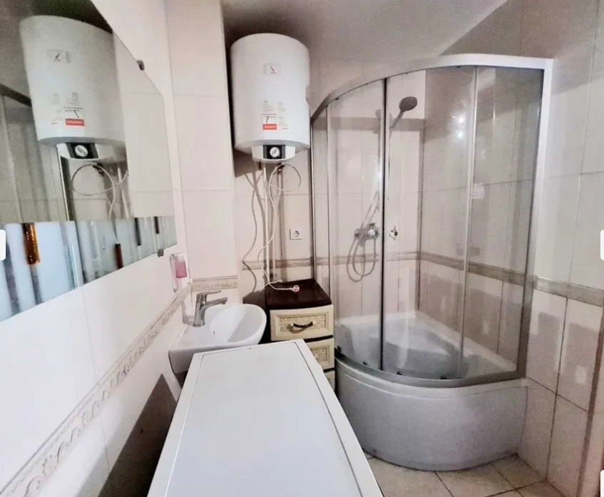 Аренда помещения свободного назначения 140 м², Довженко ул.