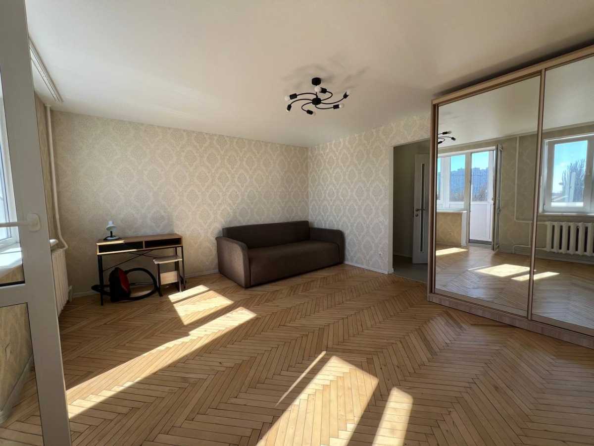 Оренда 1-кімнатної квартири 35 м², Сімї Сосніних, 6а