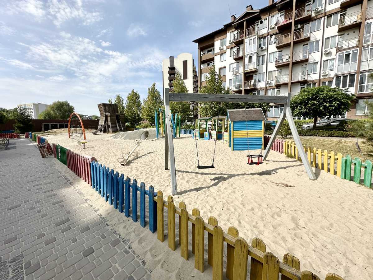 Продажа 1-комнатной квартиры 38 м², Каденюка Леонида, 22