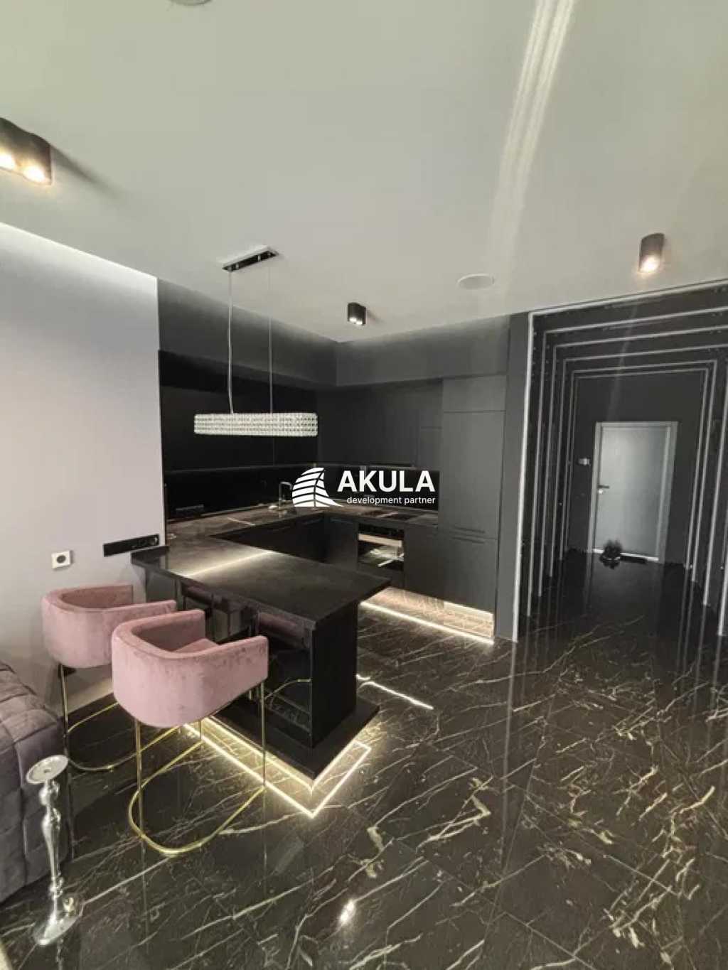 Продажа 2-комнатной квартиры 65 м², Саксаганского ул.