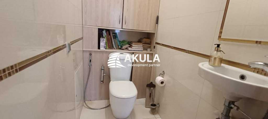 Продажа дома 337 м², Інженерна