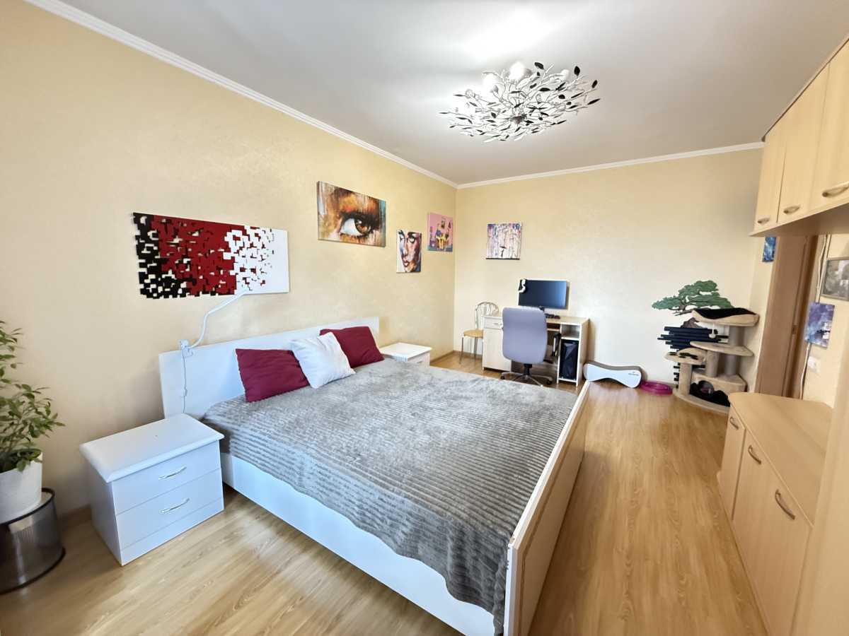 Продажа 2-комнатной квартиры 66 м², Петра Григоренко просп., 18А