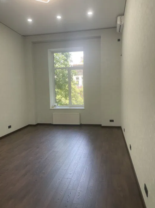 Продажа 2-комнатной квартиры 78 м², Успенская ул.