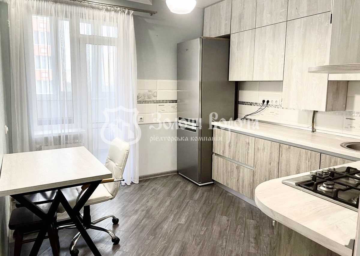 Продажа 1-комнатной квартиры 36.8 м², Соборная ул., 105/6