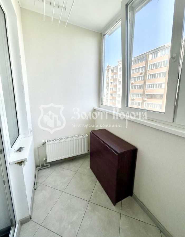 Продажа 1-комнатной квартиры 36.8 м², Соборная ул., 105/6