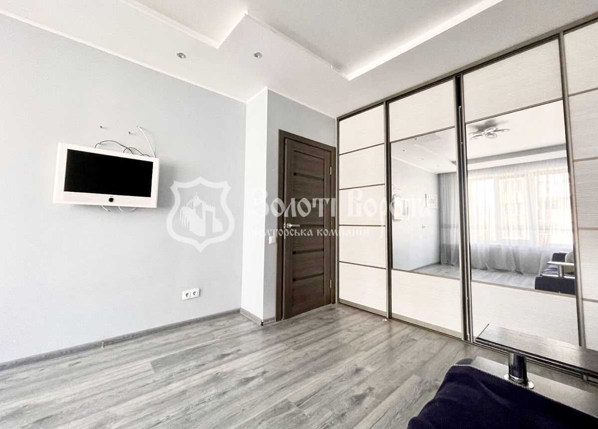Продажа 1-комнатной квартиры 36.8 м², Соборная ул., 105/6