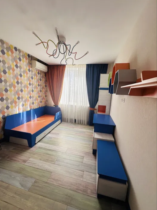 Продажа 3-комнатной квартиры 102 м², Армейская ул.