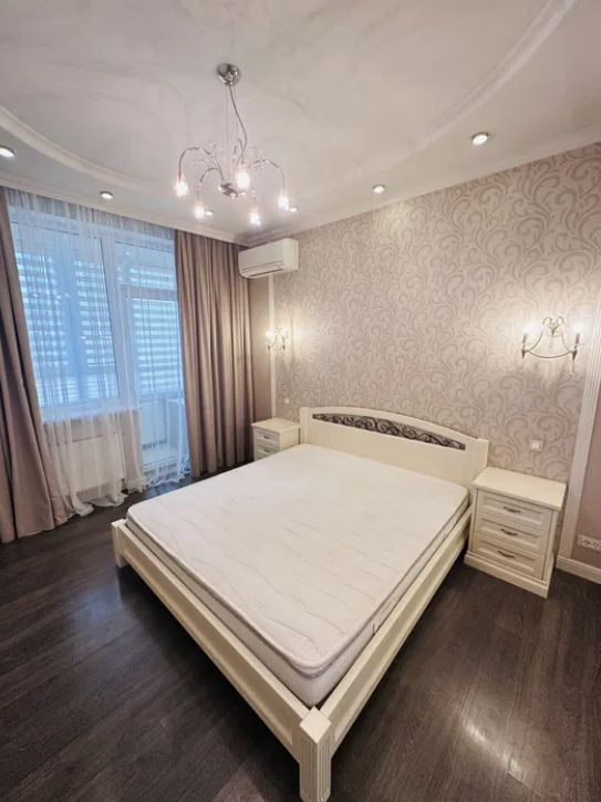 Продажа 3-комнатной квартиры 102 м², Армейская ул.
