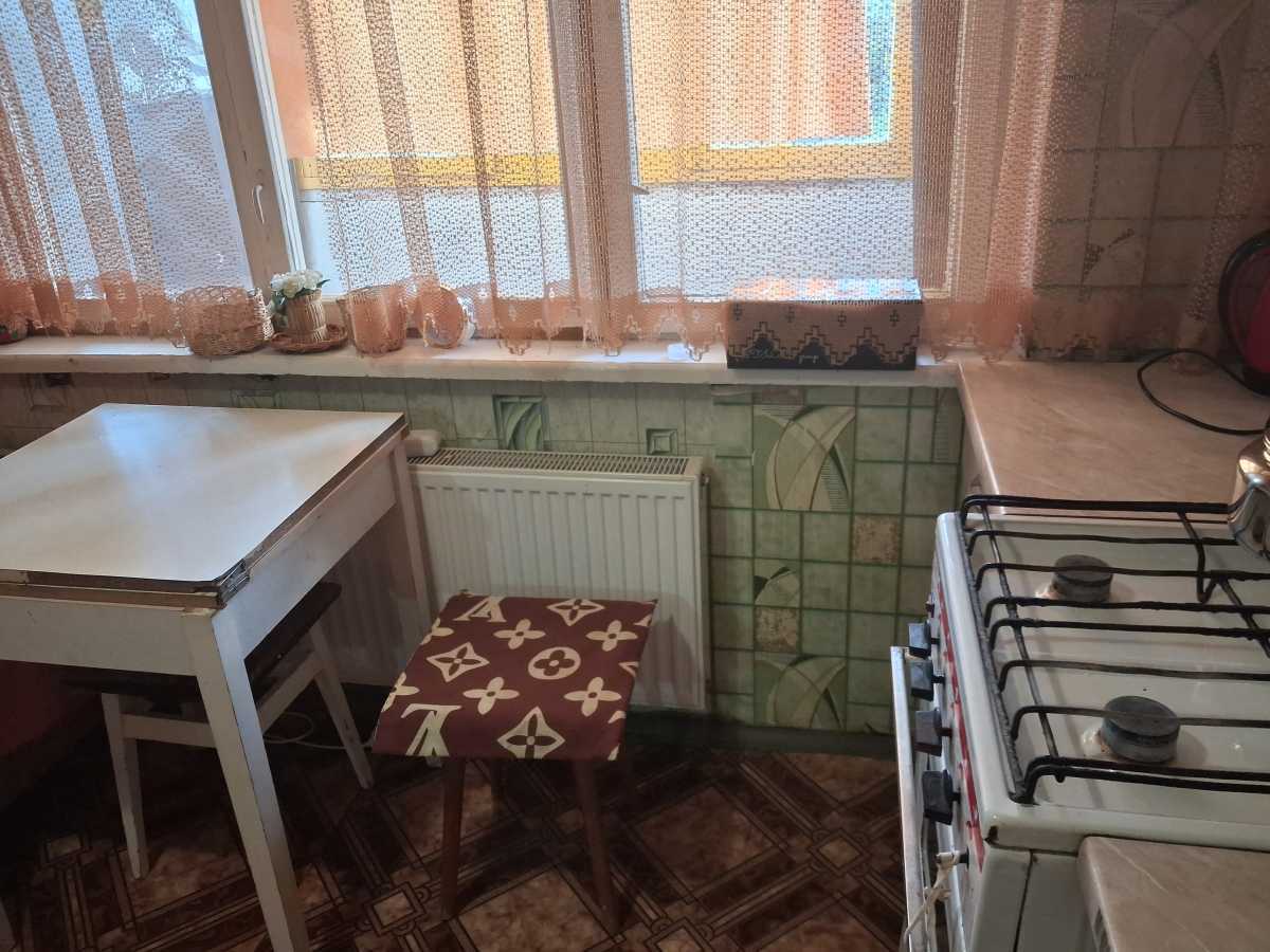 Оренда 1-кімнатної квартири 34 м², Мітрофанова вул., 2