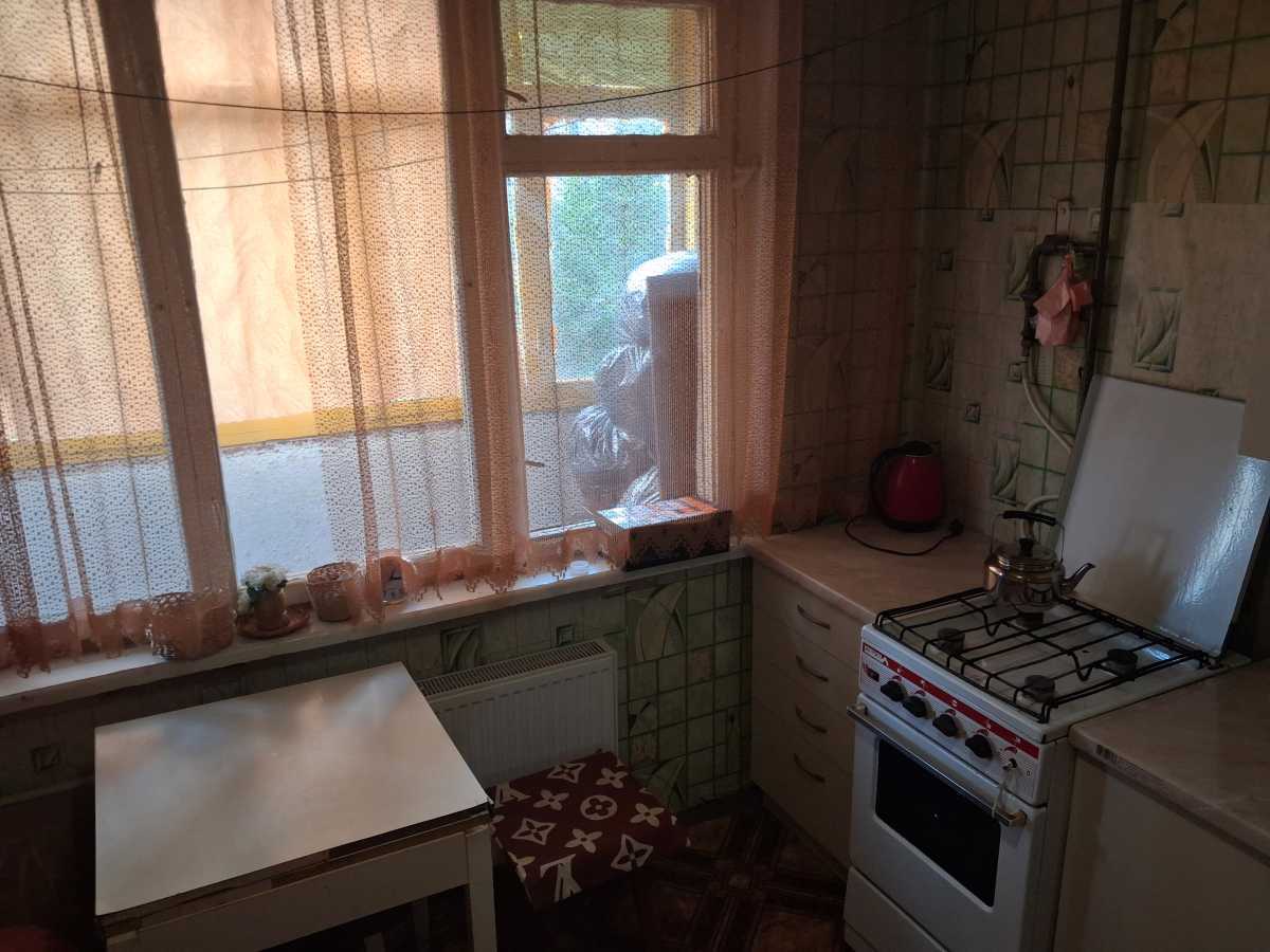 Оренда 1-кімнатної квартири 34 м², Мітрофанова вул., 2