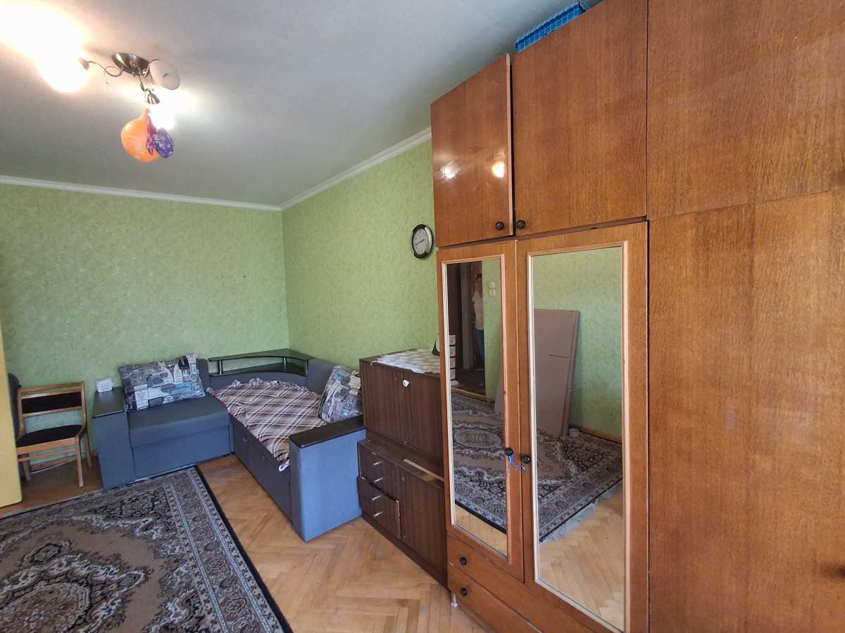 Оренда 1-кімнатної квартири 34 м², Мітрофанова вул., 2