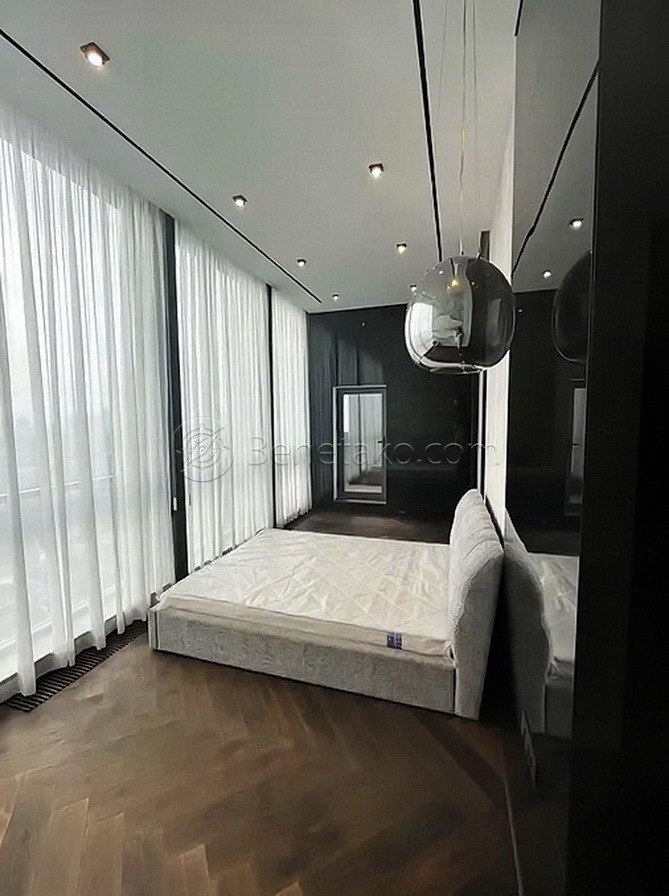 Аренда 5-комнатной квартиры 320 м², Морская ул.