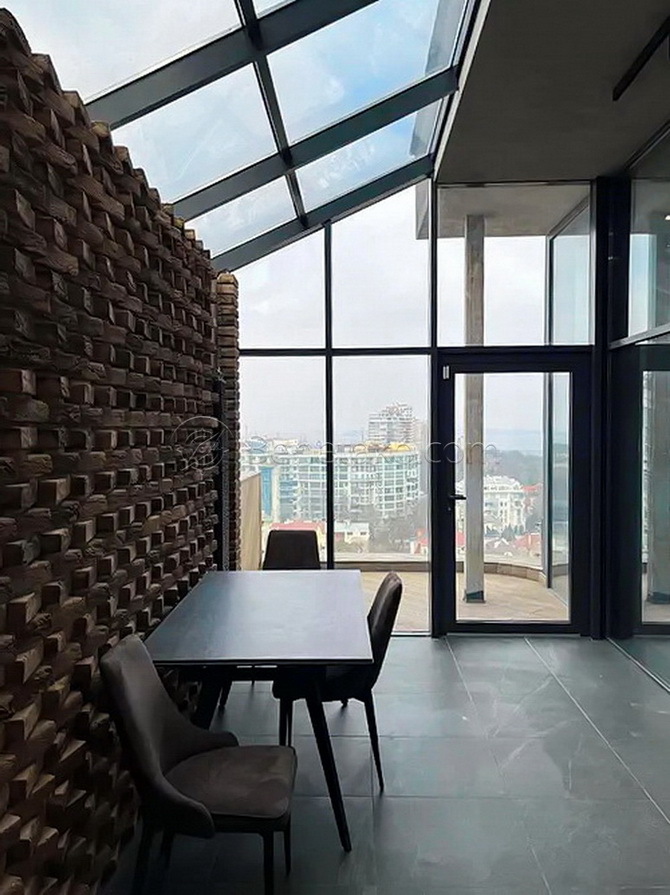 Аренда 5-комнатной квартиры 320 м², Морская ул.