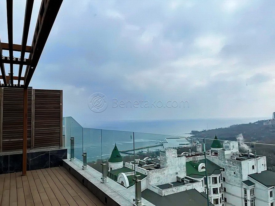 Аренда 5-комнатной квартиры 320 м², Морская ул.