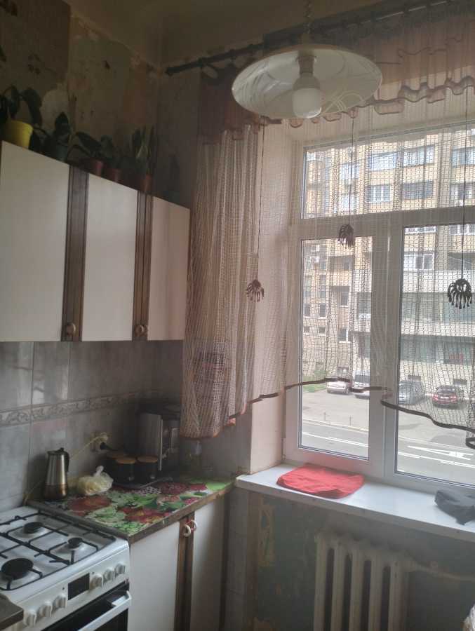 Продажа 2-комнатной квартиры 73.6 м², Саксаганского ул., 63/28