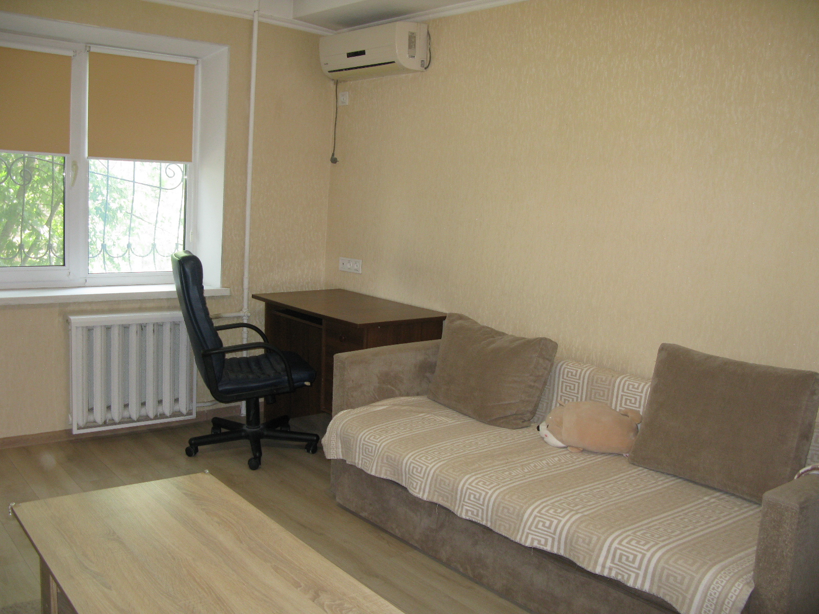 Оренда 2-кімнатної квартири 50 м², Привокзальна вул.