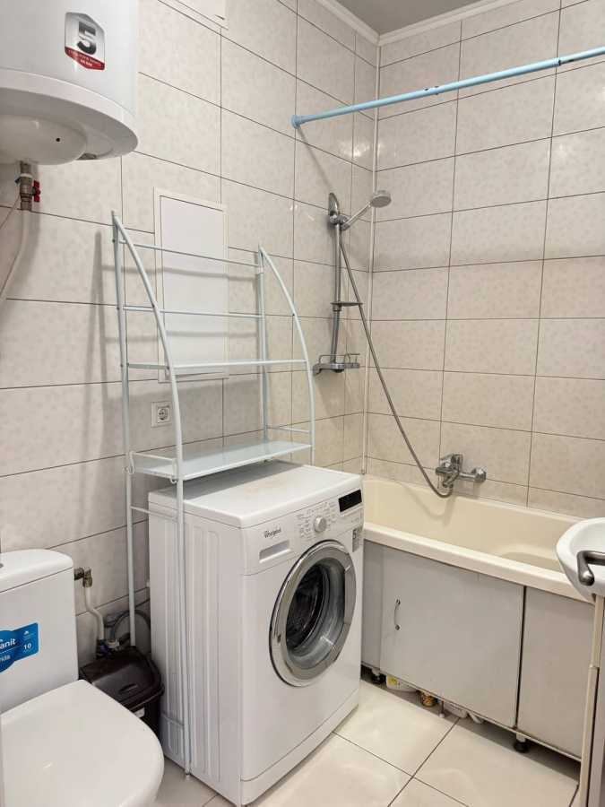Продаж 2-кімнатної квартири 50 м², В'ячеслава Чорновола вул., 36