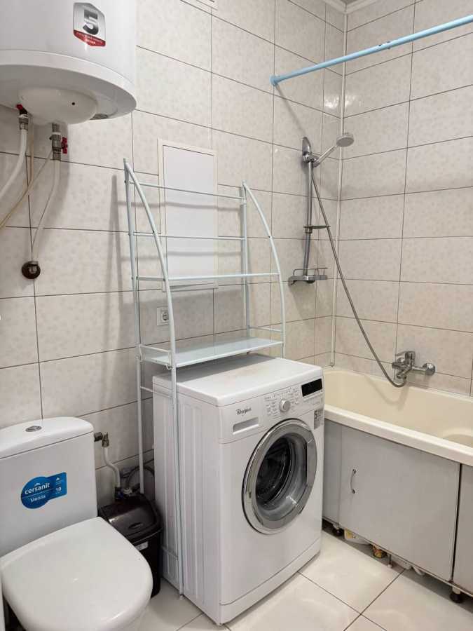 Продаж 2-кімнатної квартири 50 м², В'ячеслава Чорновола вул., 36