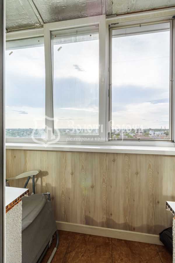 Продаж 2-кімнатної квартири 58.5 м², Дружби вул., 1