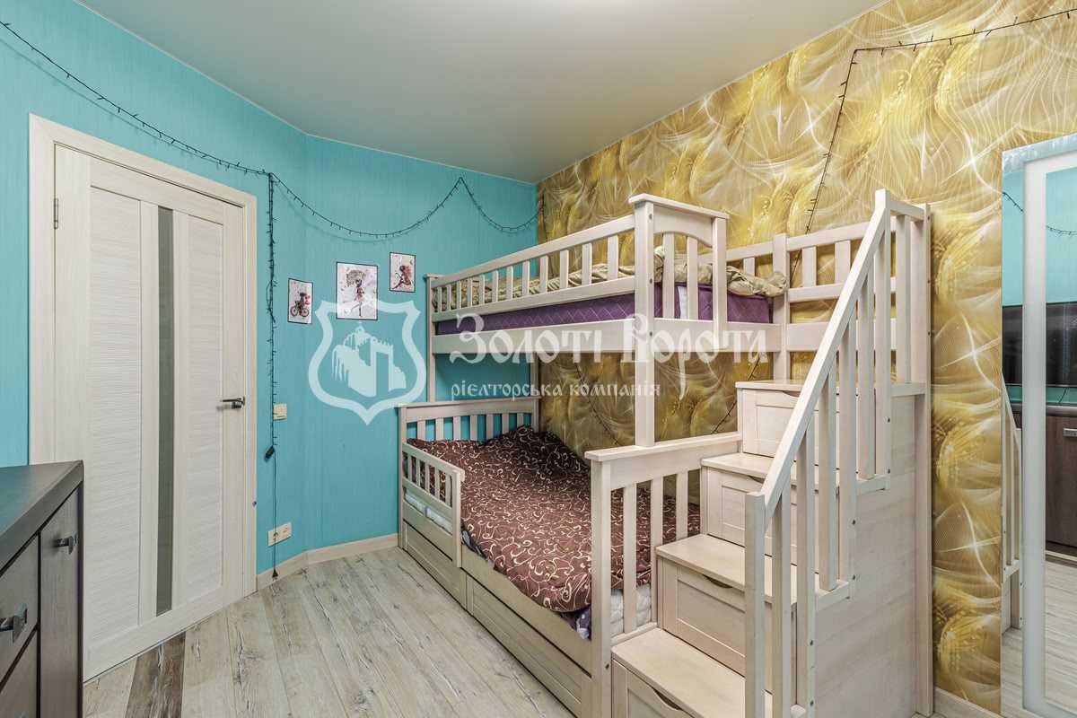 Продаж 2-кімнатної квартири 58.5 м², Дружби вул., 1