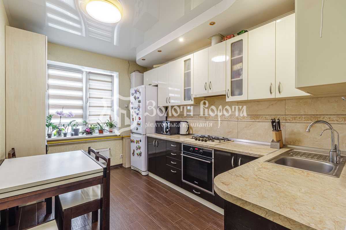 Продаж 2-кімнатної квартири 58.5 м², Дружби вул., 1