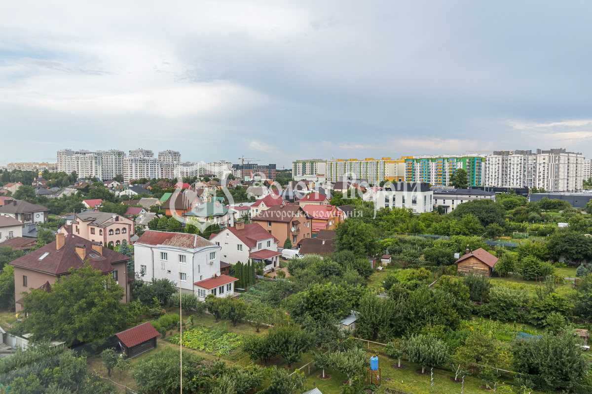 Продаж 2-кімнатної квартири 58.5 м², Дружби вул., 1