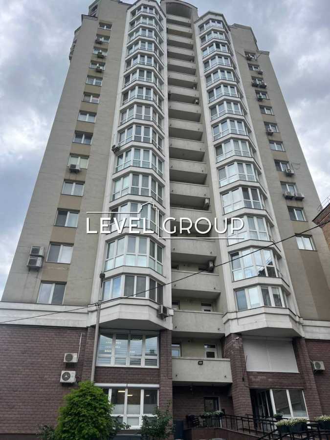 Продажа 2-комнатной квартиры 79 м², Волынская ул., 9А