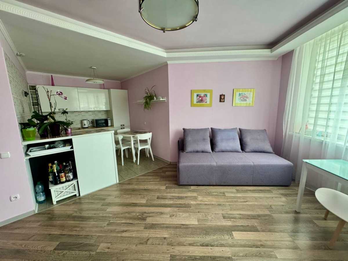 Продаж 1-кімнатної квартири 57 м², Вишгородська вул., 45/7