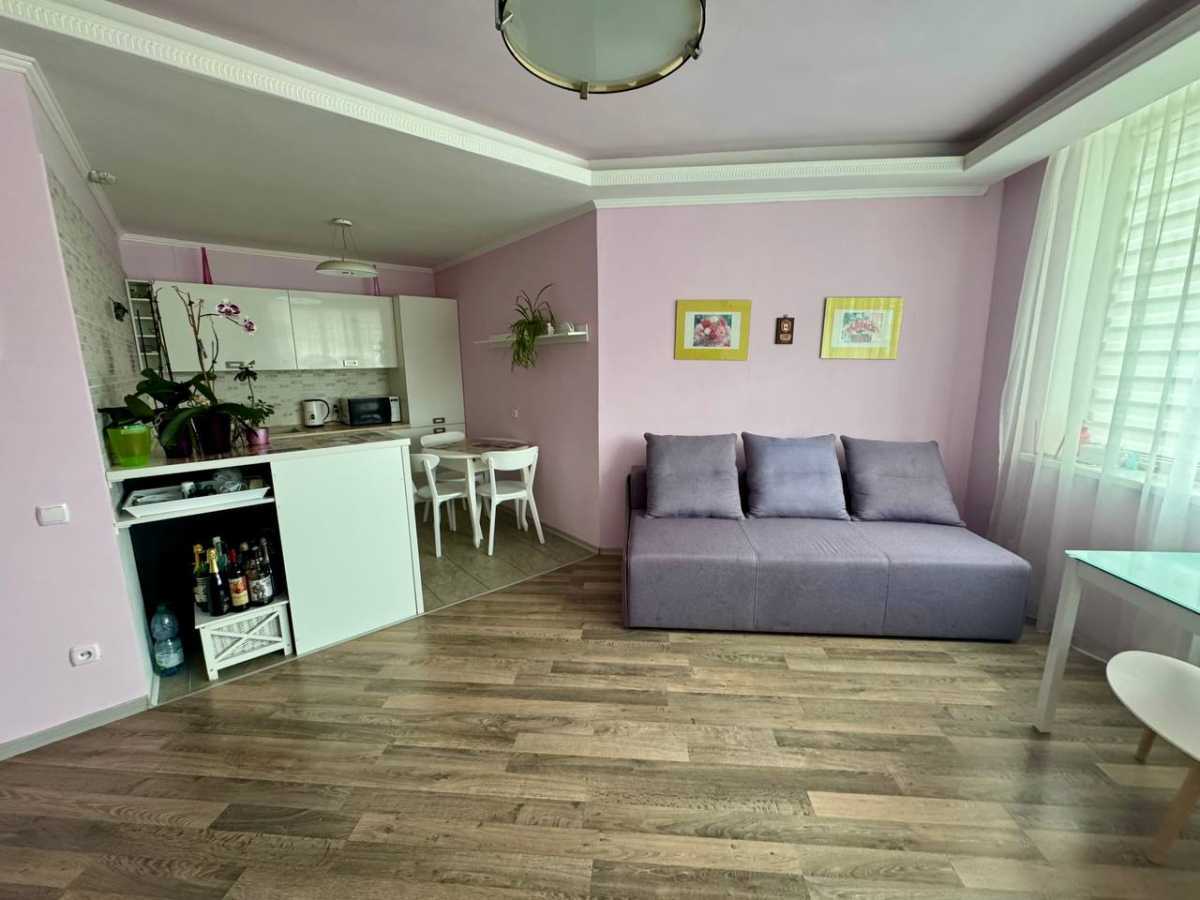 Продаж 1-кімнатної квартири 57 м², Вишгородська вул., 45/7