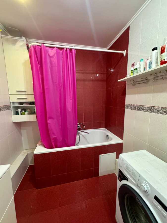 Продаж 1-кімнатної квартири 57 м², Вишгородська вул., 45/7