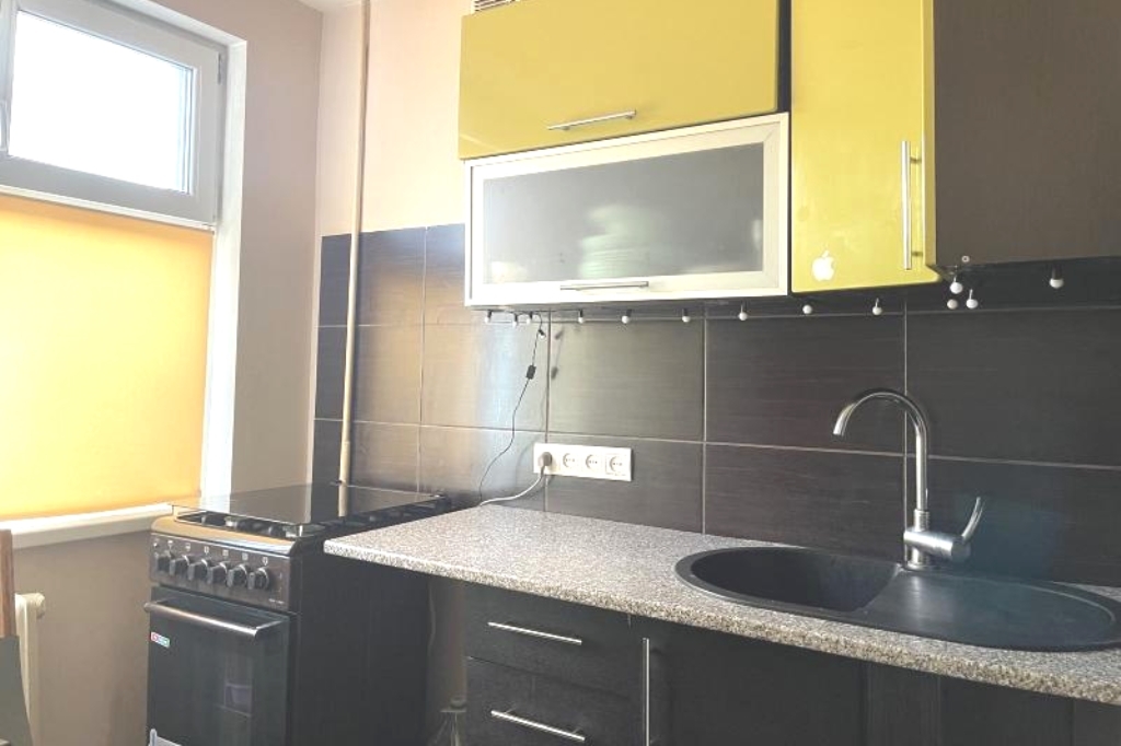 Продажа 2-комнатной квартиры 45.2 м², Генерала Бочарова ул.