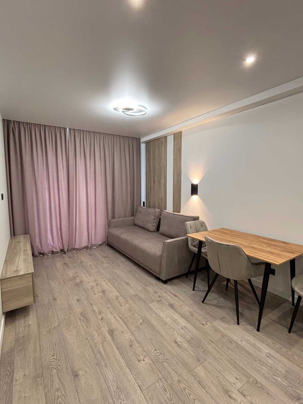 Продаж 1-кімнатної квартири 42 м², Михайла Максимовича вул., 26в