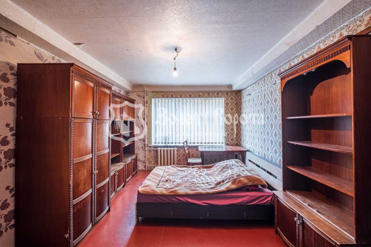 Продаж 2-кімнатної квартири 46 м², Мілютенка вул., 9А