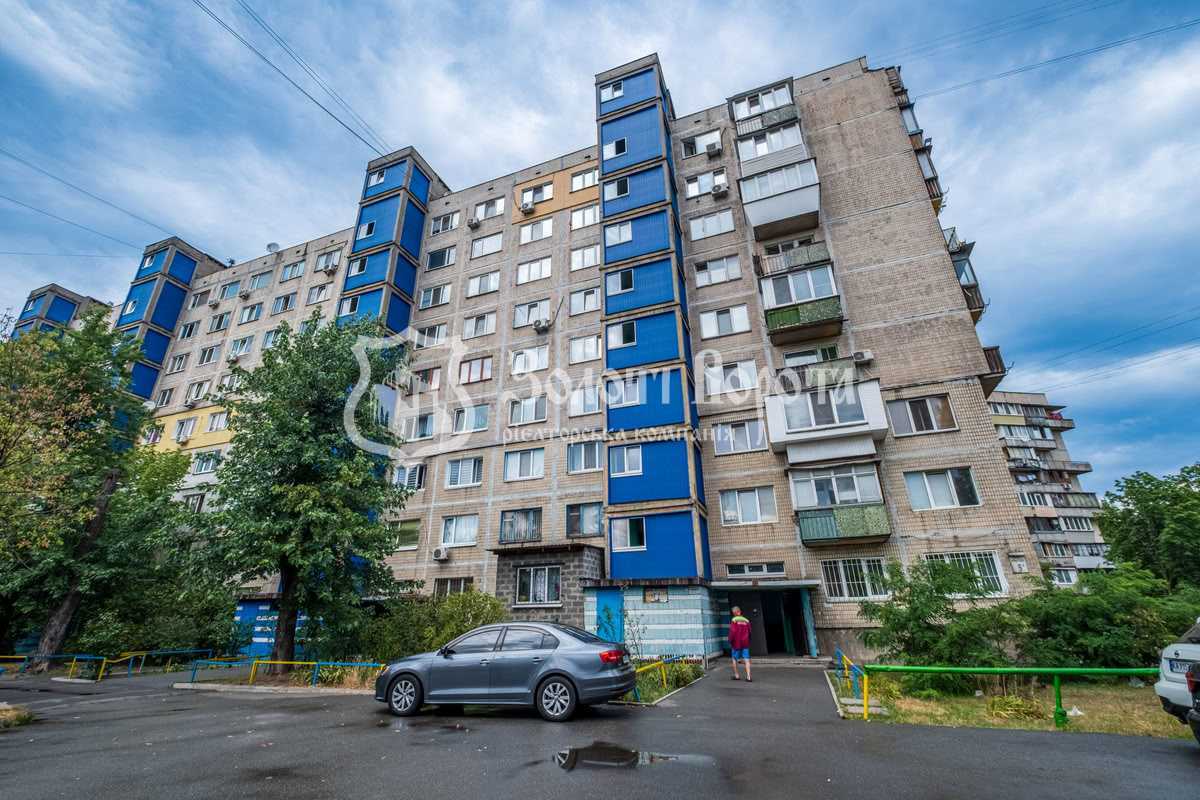 Продаж 2-кімнатної квартири 46 м², Мілютенка вул., 9А