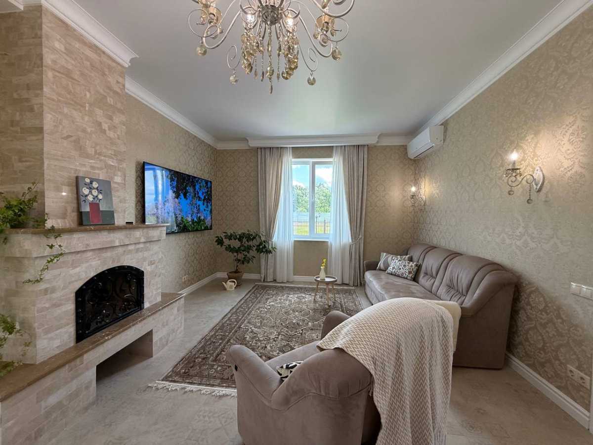 Продажа коттеджа 165 м², Розкішна
