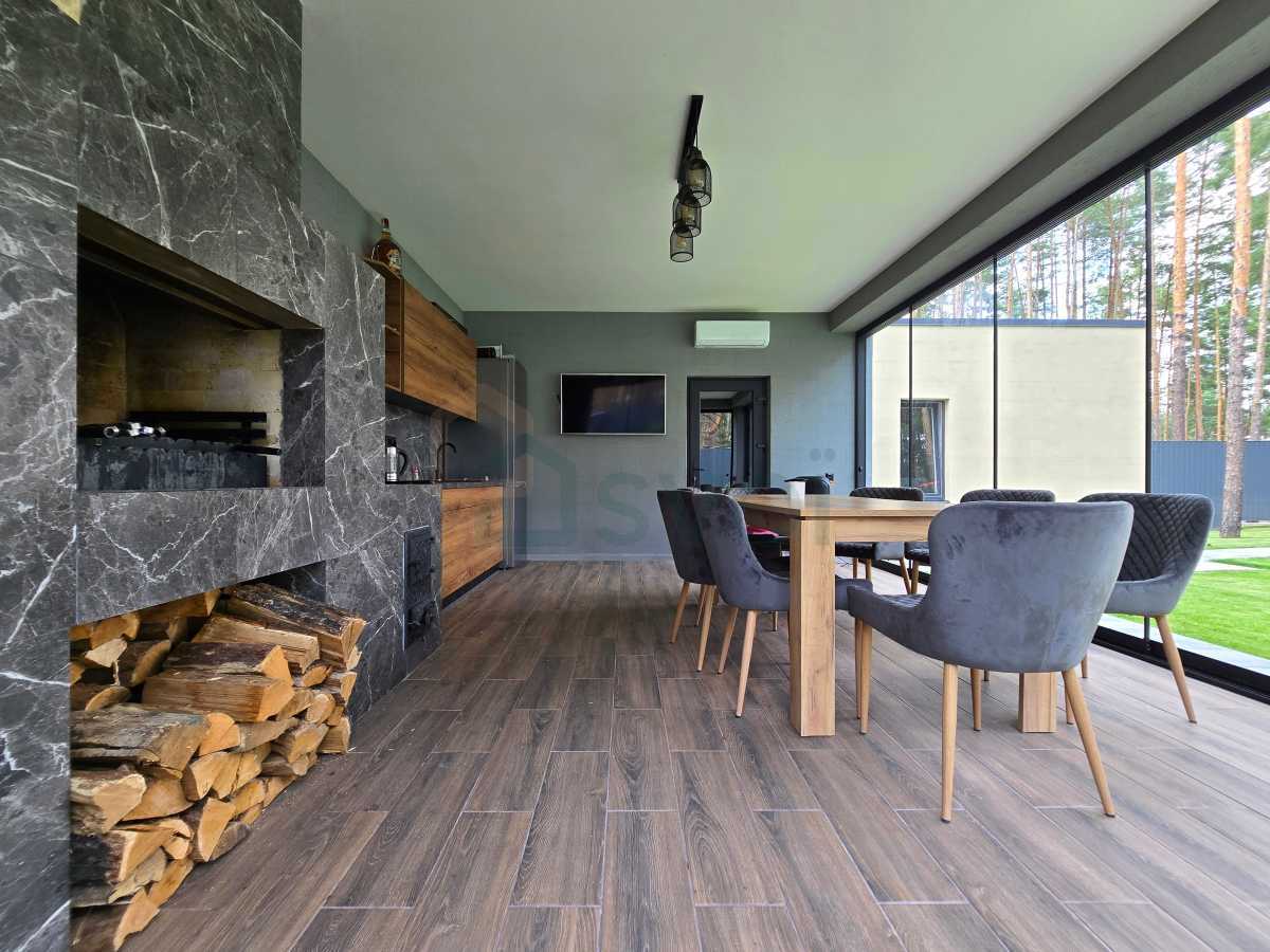 Продажа дома 290 м², Левка Ревуцкого ул., Симиренка