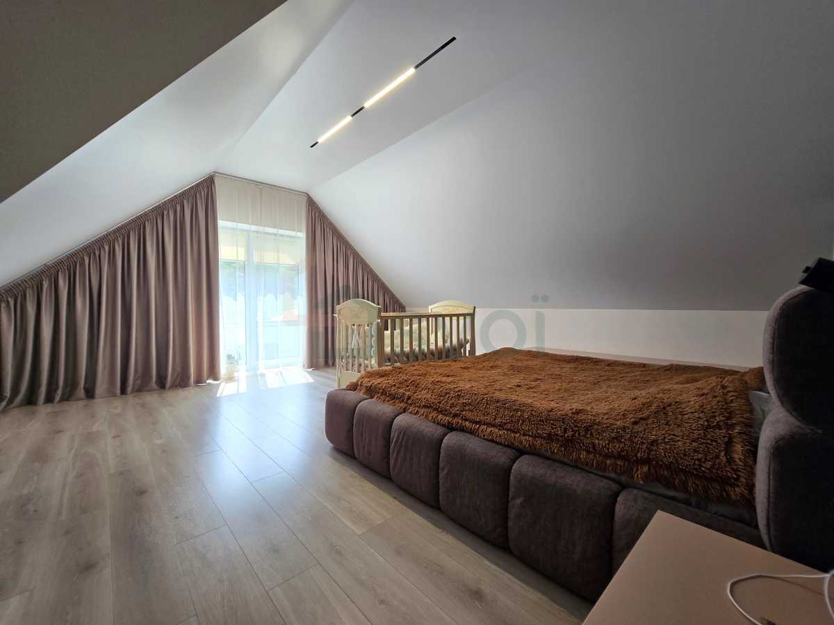 Продажа дома 290 м², Левка Ревуцкого ул., Симиренка