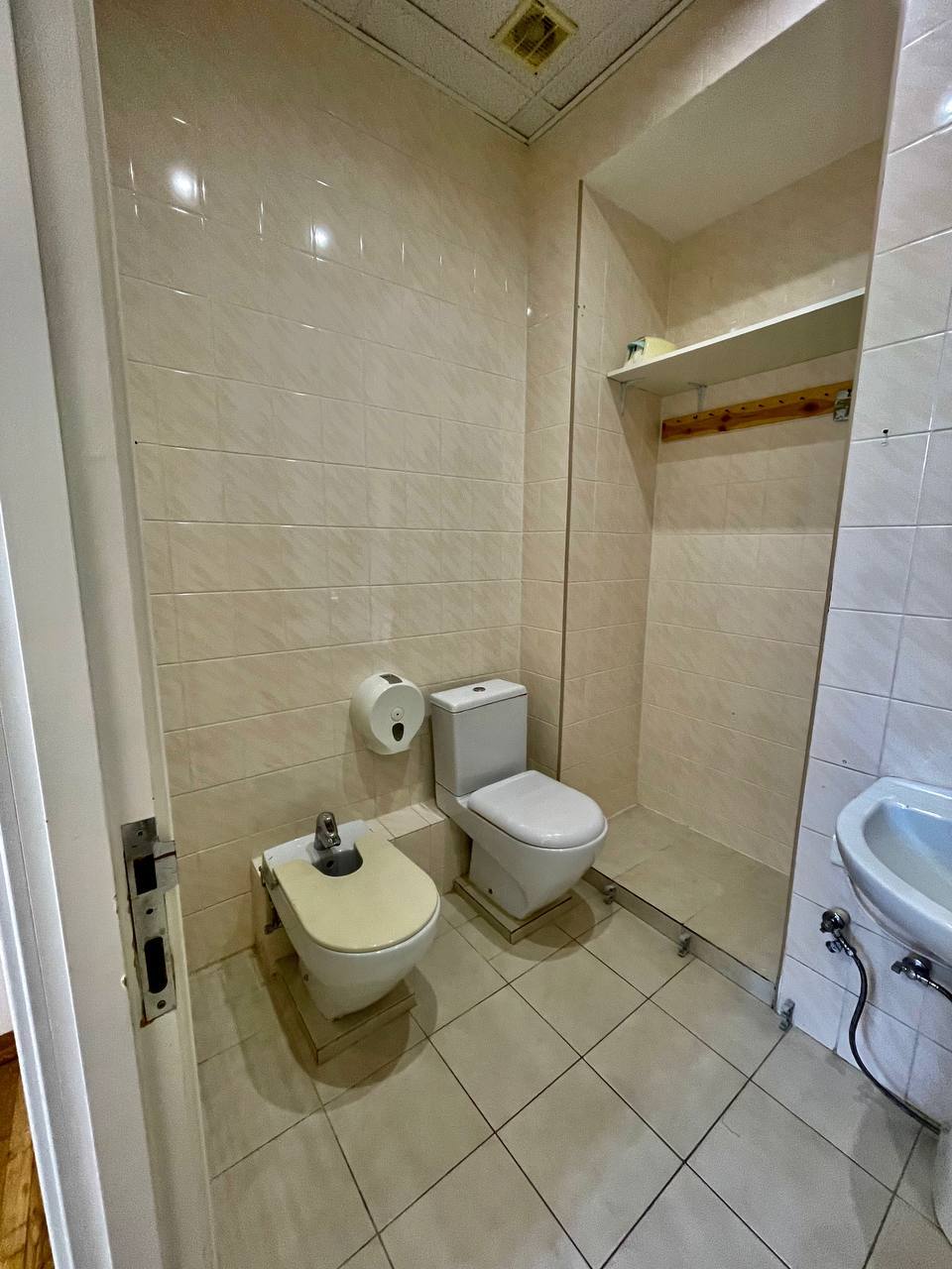 Оренда офісу 72.49 м², Михайлівська вул., 16А