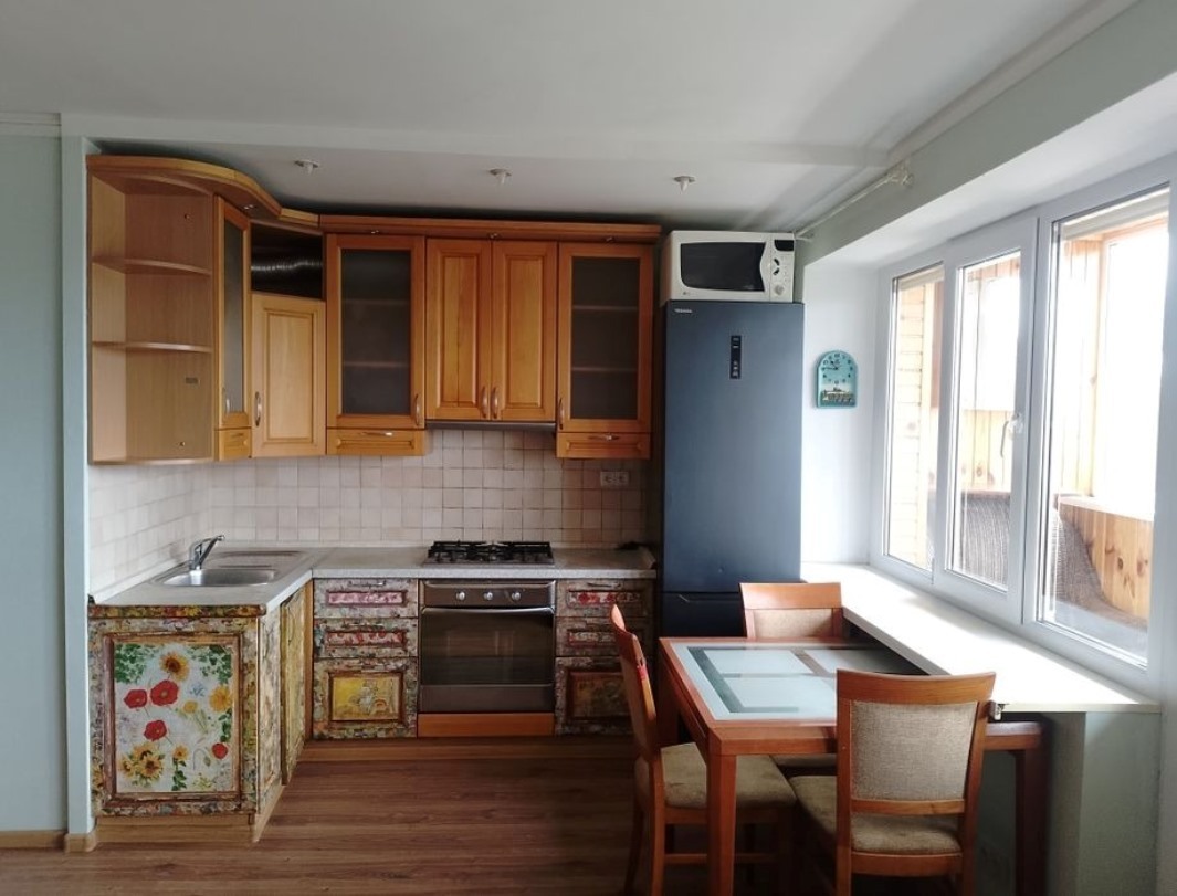 Оренда 2-кімнатної квартири 56 м², Русанівський бул.