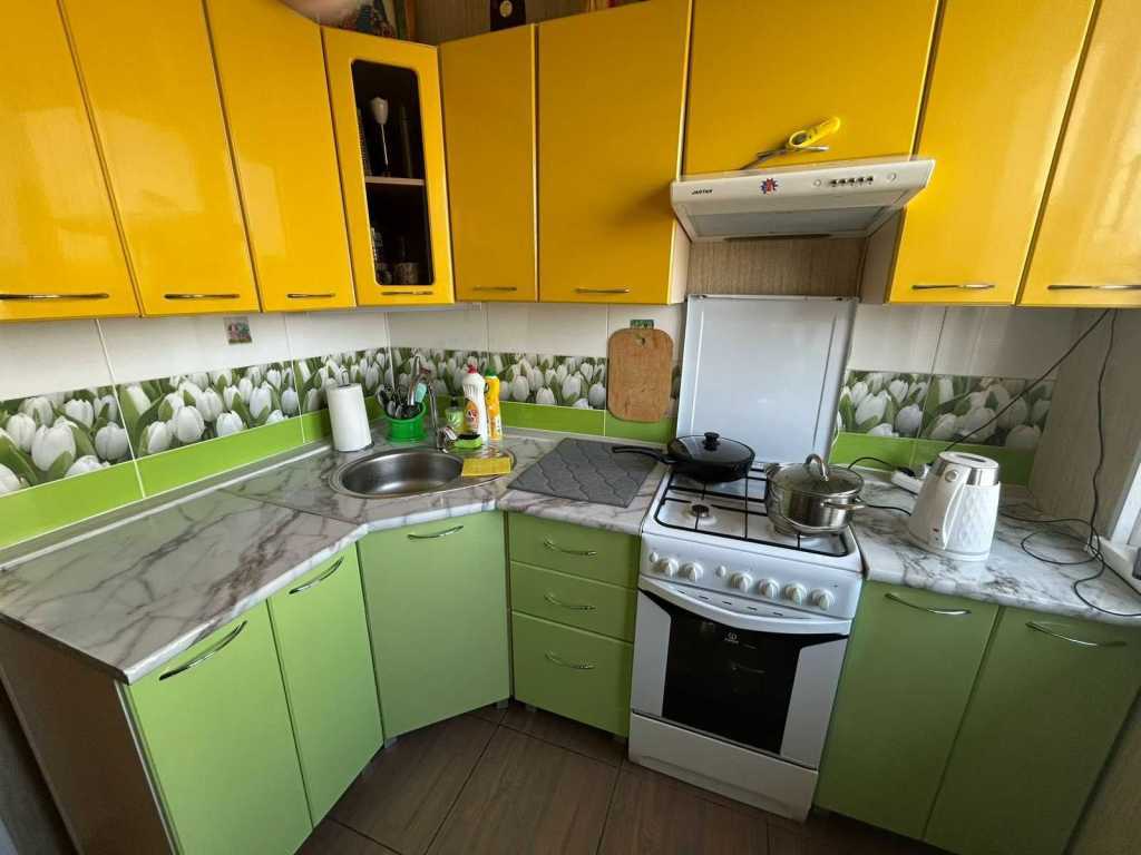 Продаж 3-кімнатної квартири 63 м², В’ячеслава Чорновола вул., 5