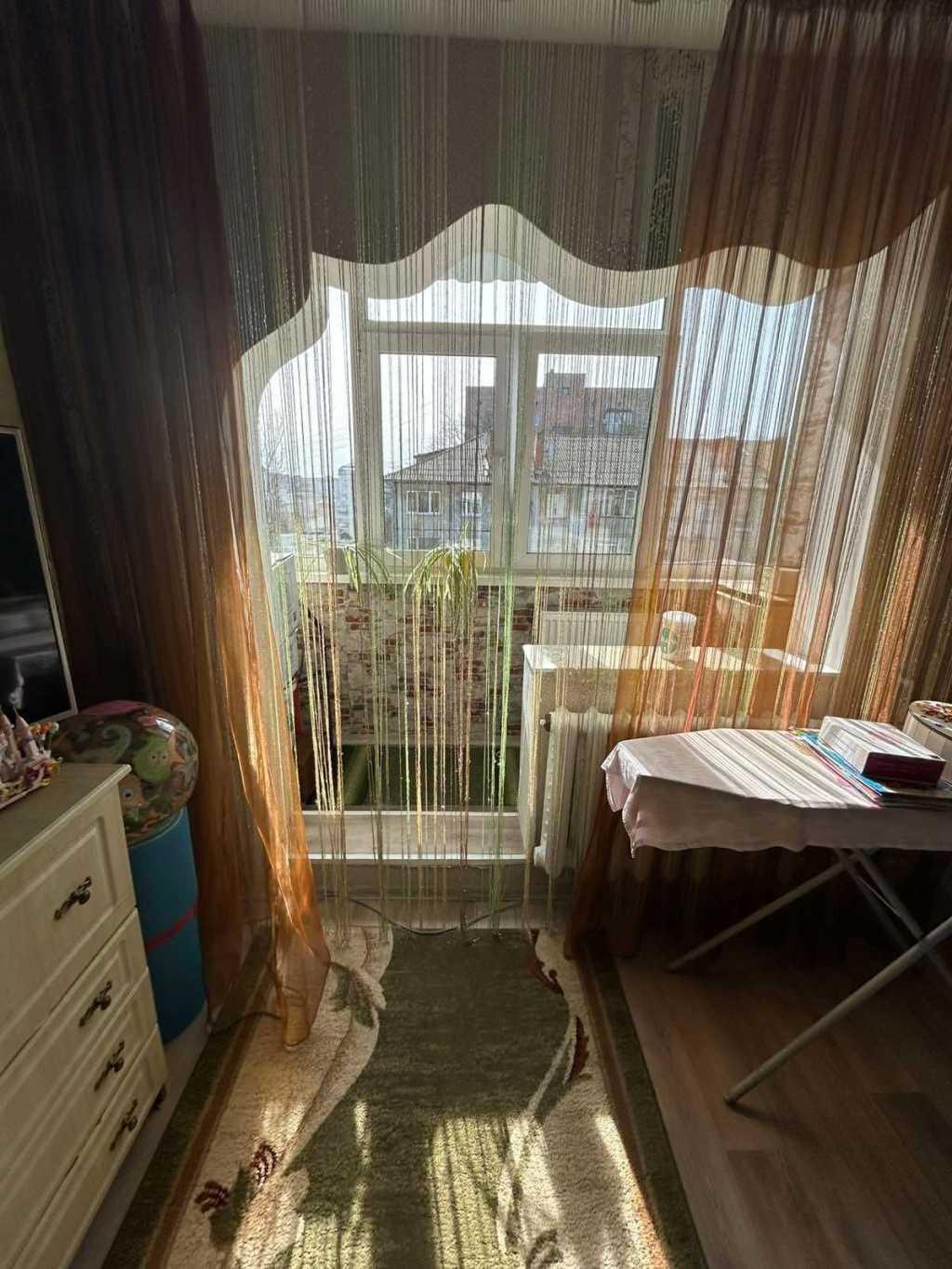 Продаж 3-кімнатної квартири 63 м², В’ячеслава Чорновола вул., 5