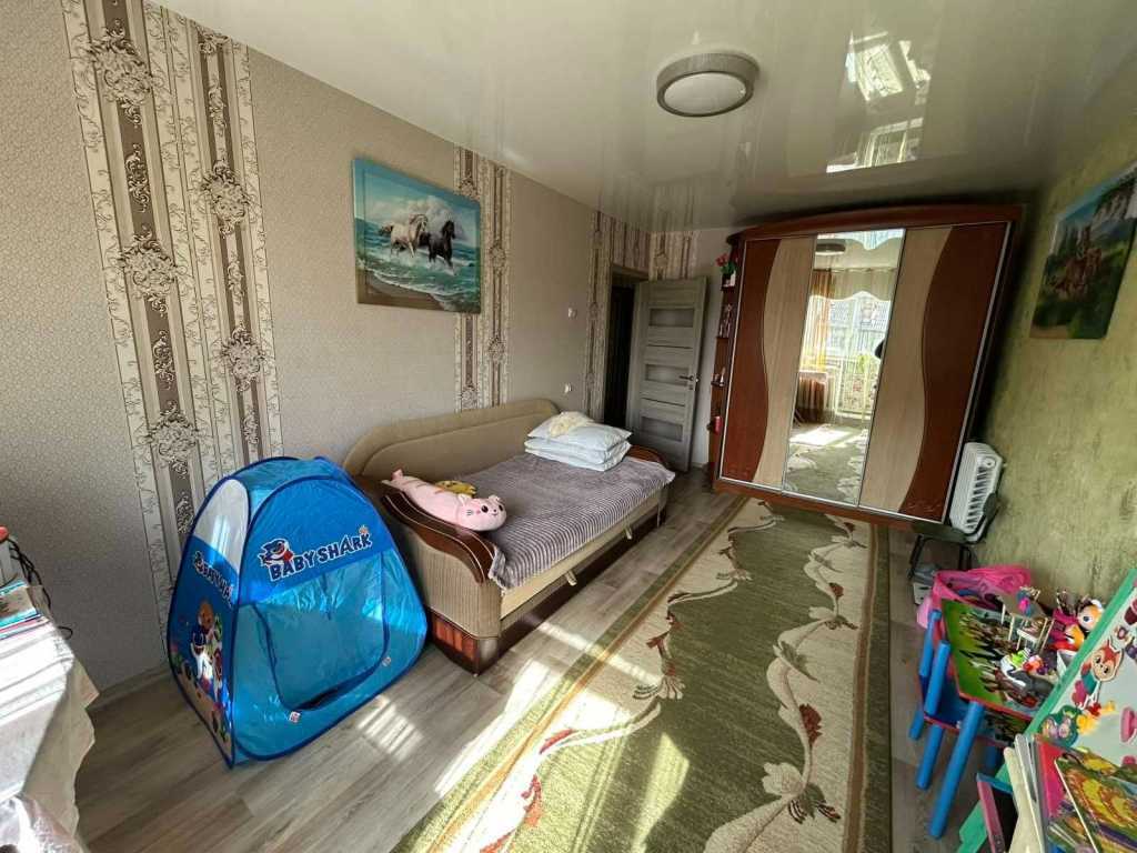 Продаж 3-кімнатної квартири 63 м², В’ячеслава Чорновола вул., 5