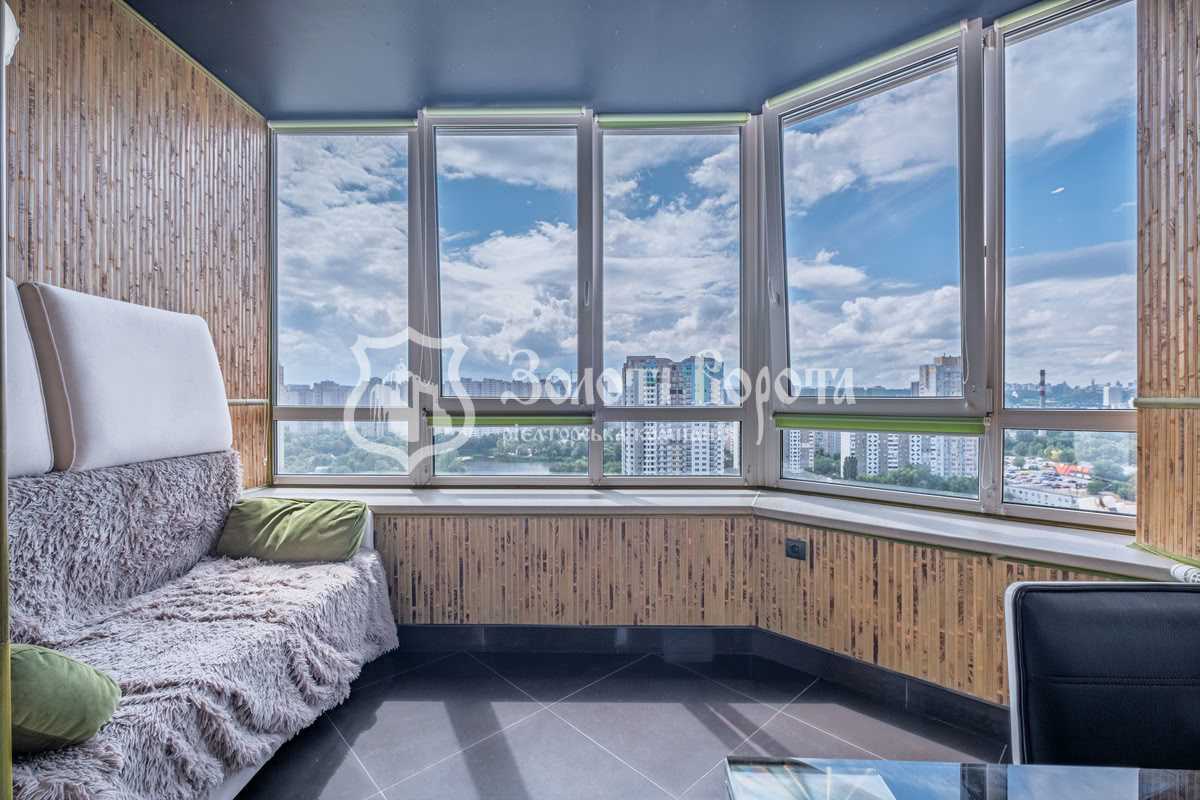 Продажа 1-комнатной квартиры 52 м², Елены Пчилки ул., 2