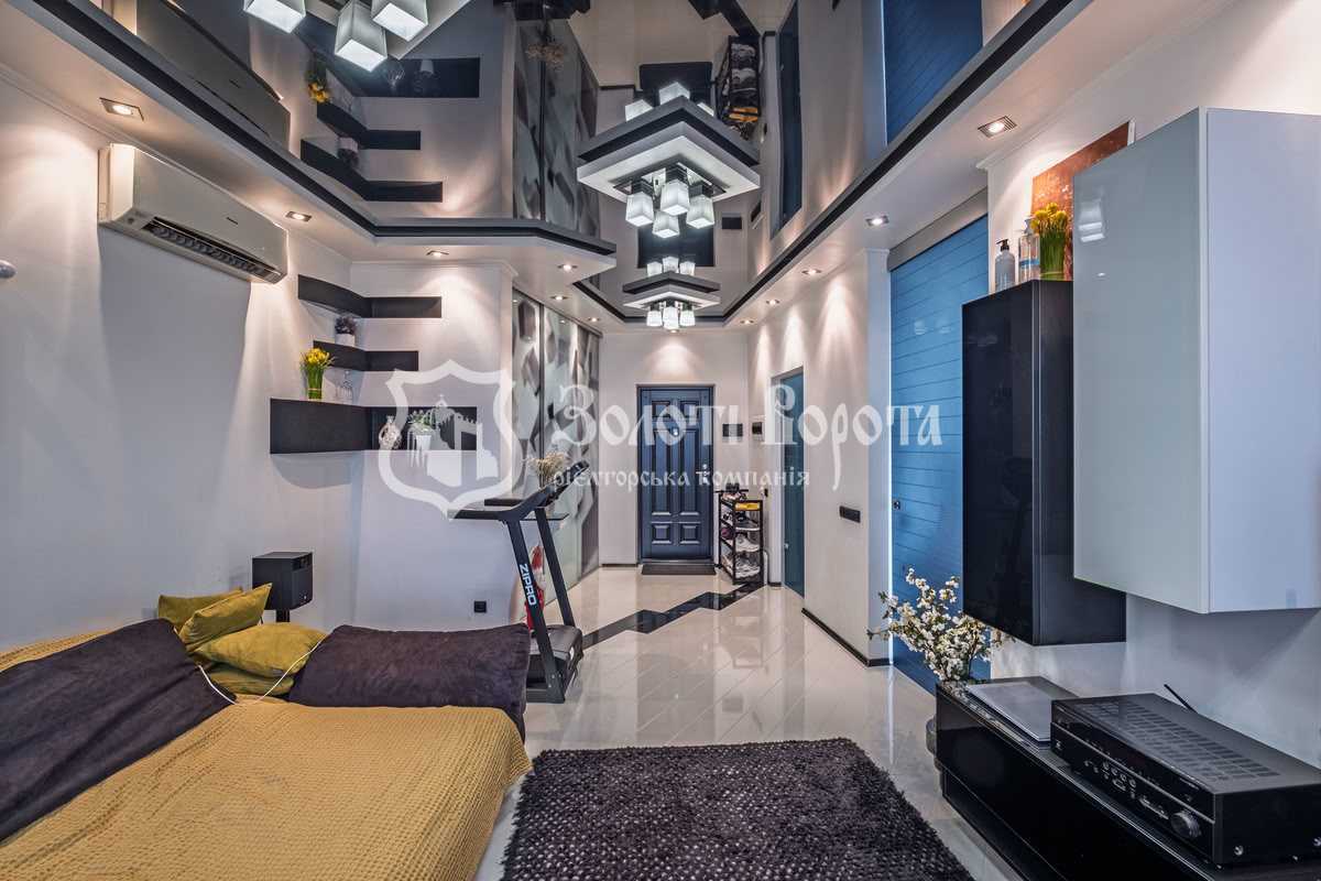 Продажа 1-комнатной квартиры 52 м², Елены Пчилки ул., 2